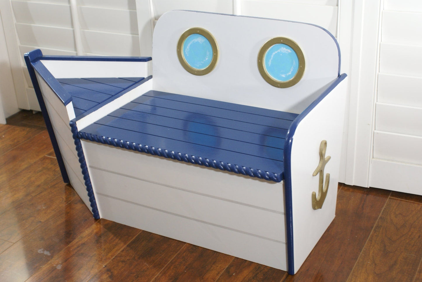 nautical wood storage chest in Navy blue and white