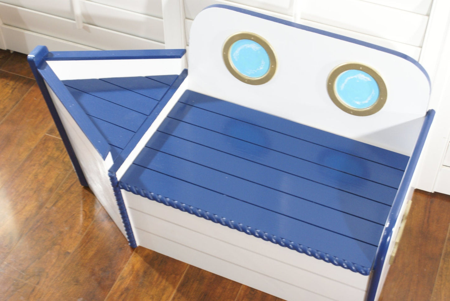 nautical wood storage chest in Navy blue and white